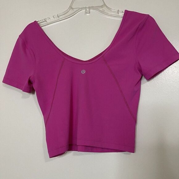 LULULEMON Hot pink v neck short sleeve cropped shirt size 4 - Picture 4 of 4